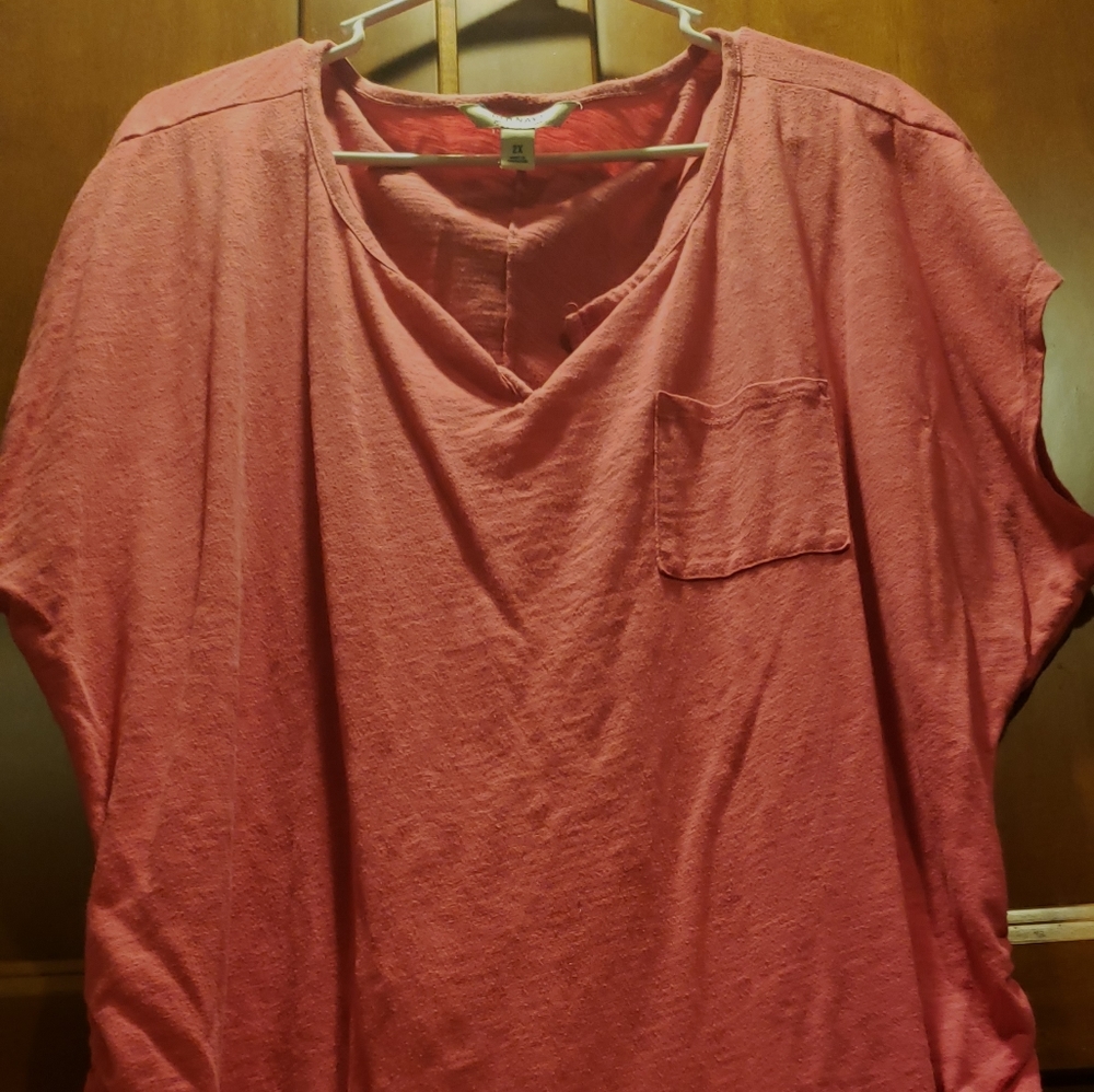 Short sleeved shirt